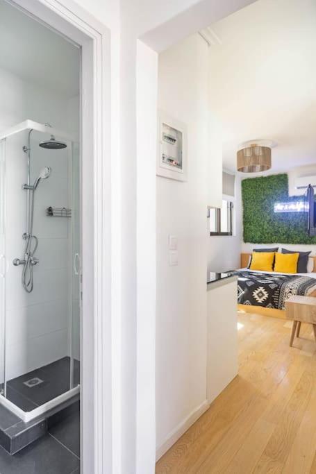 Downtown 22Sqm Green Nest King-Size Bed Atenas Exterior foto